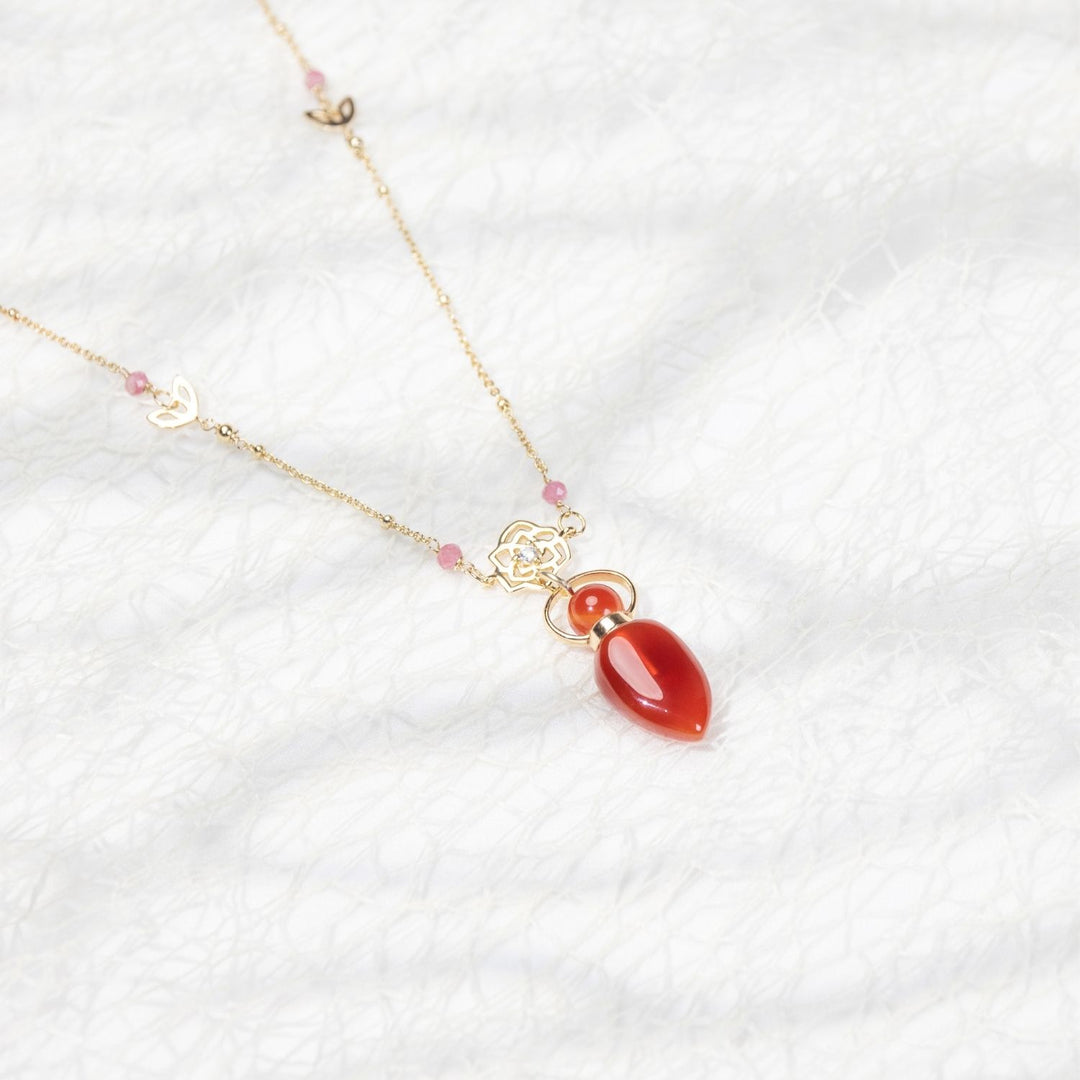 Fervency | Carnelian Leaf Pendant Necklace