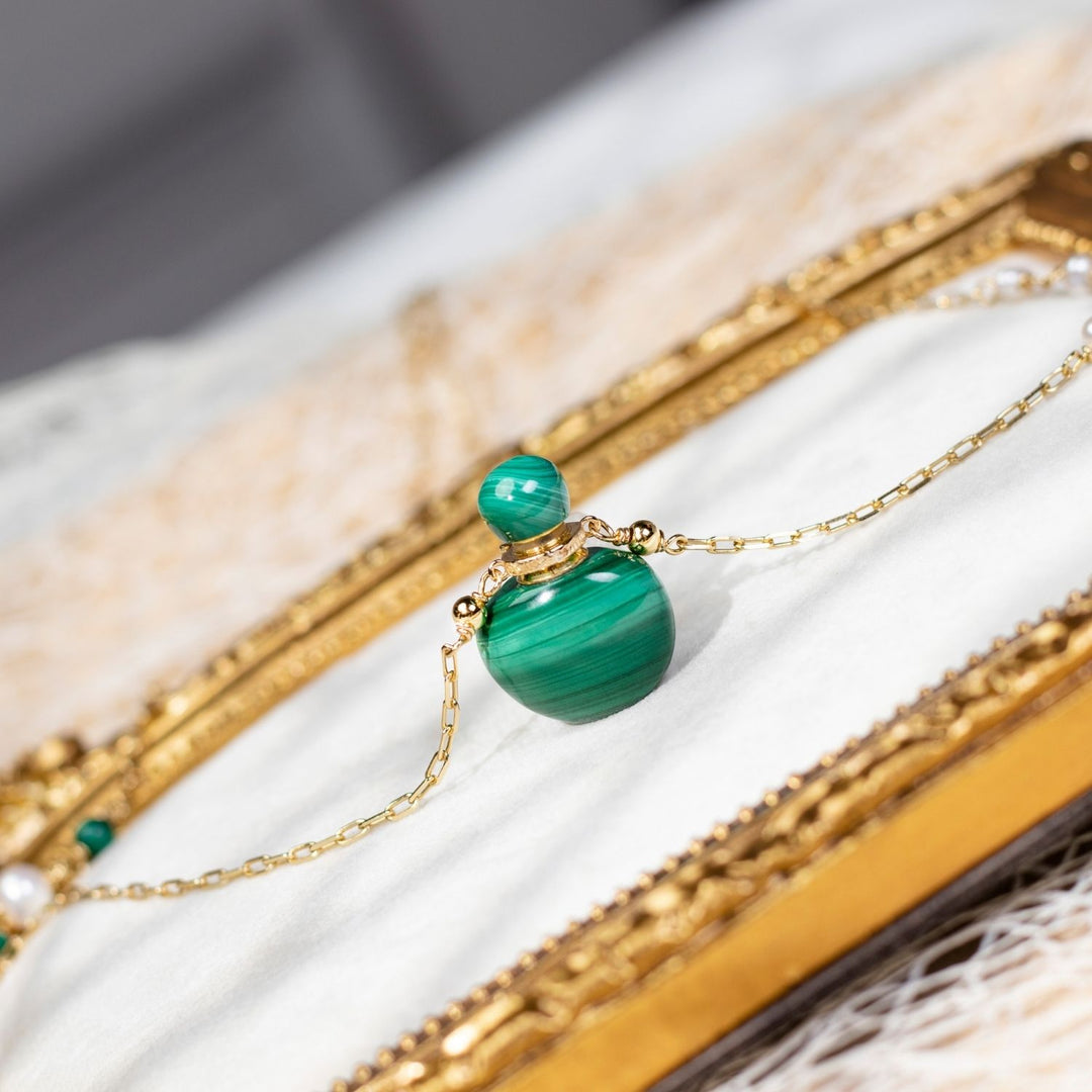 Aurora | Malachite Apple Pendant Necklace