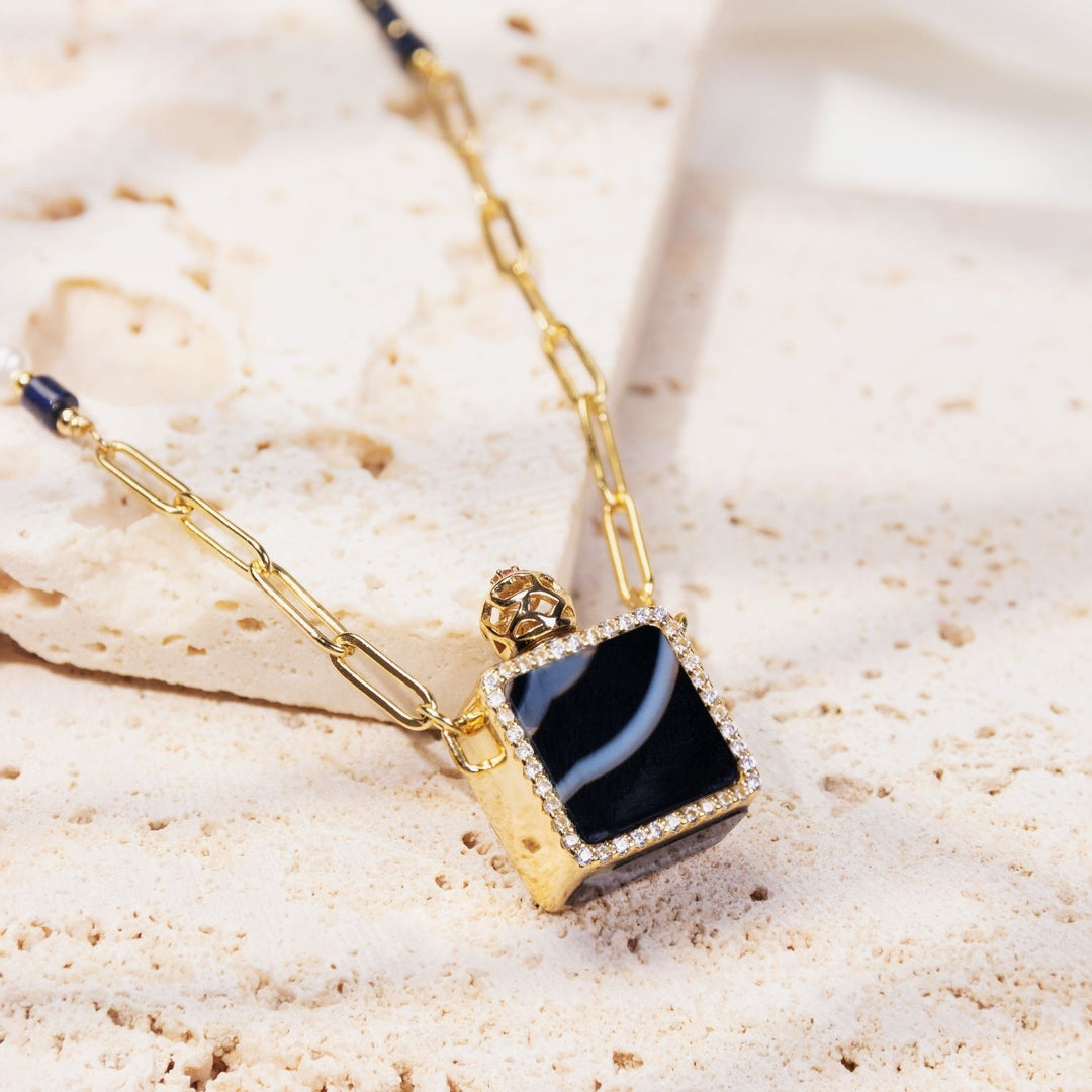 Pandora's Box | Black Agate Pendant Necklace